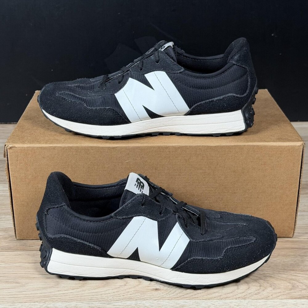 New Balance 327 GS Shoes Youth Boys Size 7 Black White Athletic Sneakers GS327GS